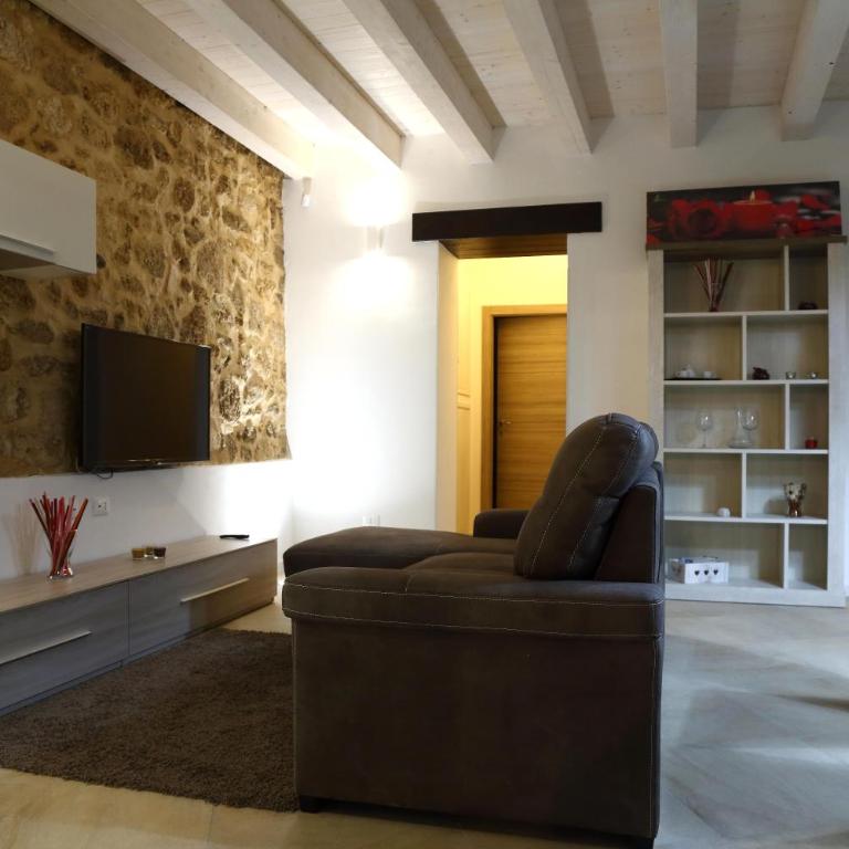 Appartamenti Maniace - Appartamento con Patio - 15