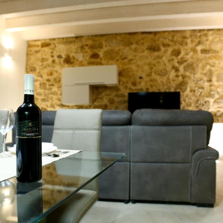 Appartamenti Maniace - Appartamento con Patio - 2
