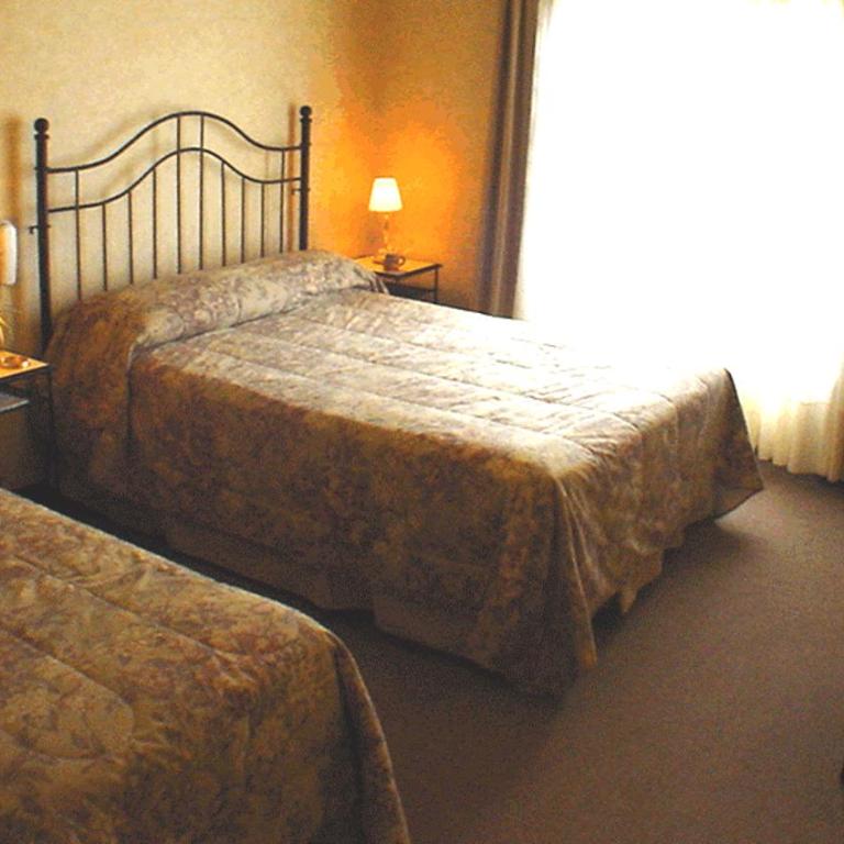 Hotel Patagonia Norte - Standard Triple Room - 7