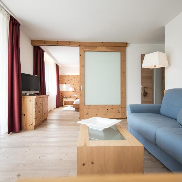 Alpine Hotel Ciasa Lara - Suite con vistas a la montaña - 5