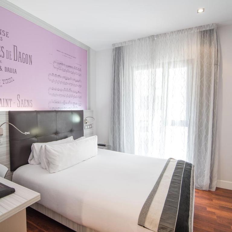 Petit Palace Boqueria Garden - Double or Twin Room (1-2 Adults) - 4