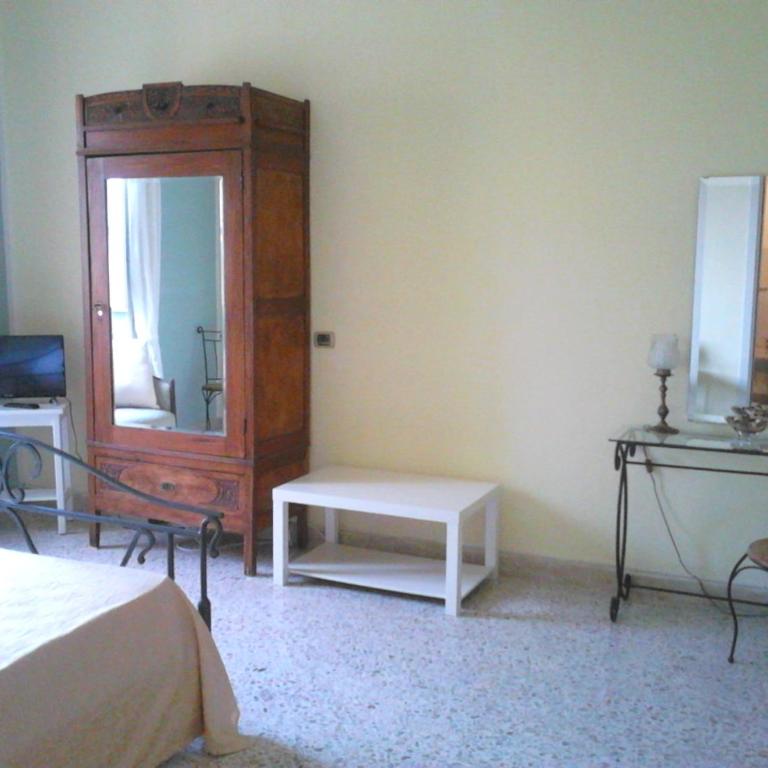 BellAqua - Triple Room with Private Bathroom - 19