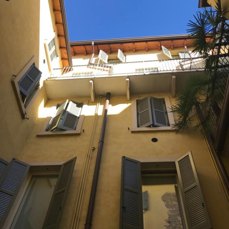 San Nicolò 3 - Appartamento con Balcone Via Noris 6 - 6