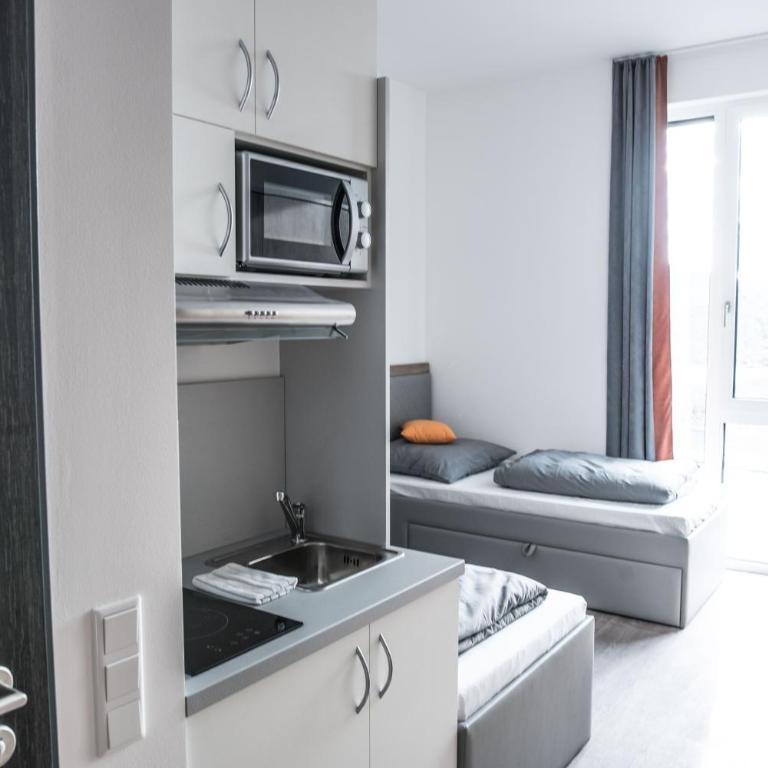 FirstSleep Boardinghouse Griesfeldstrasse München - Appartement avec Douche (3 Lits) - 1
