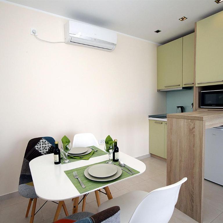 Apartments Oktopus - Apartman s 1 Spavaćom Sobom i Pogledom na More - 6