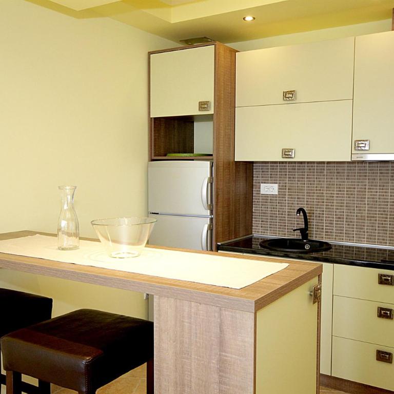 Apartments Oktopus - Apartman s 1 Spavaćom Sobom i Balkonom - 6