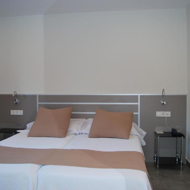 Estudiotel Alicante - Quadruple Room - 1