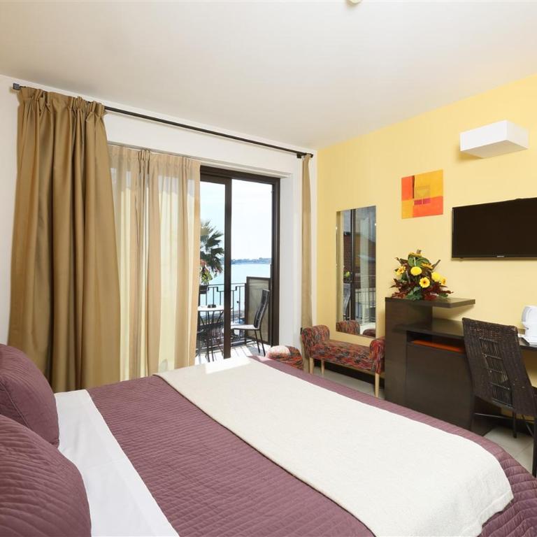 Hotel San Giovanni - Camera Matrimoniale Superior con Vista Mare e Balcone - 3