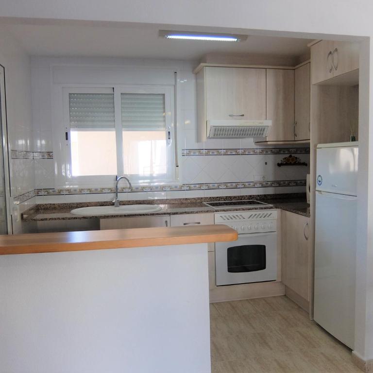 Poligono - Playa San Fernando - Apartamento con vistas a la piscina - 31