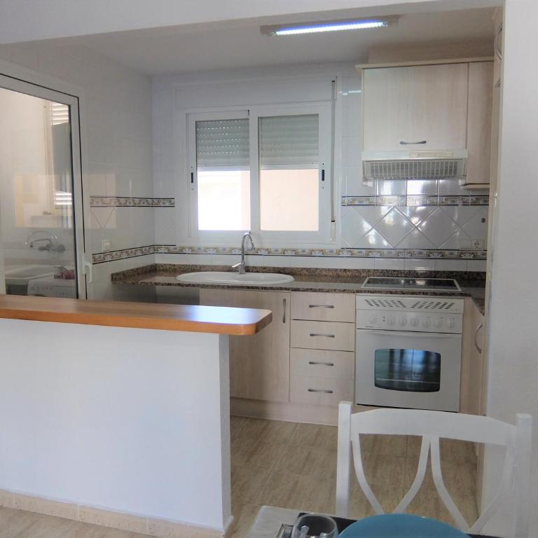 Poligono - Playa San Fernando - Apartamento con vistas a la piscina - 28