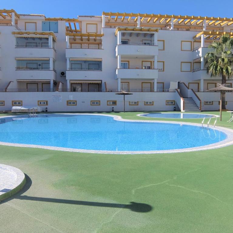 Poligono - Playa San Fernando - Apartamento con vistas a la piscina - 52