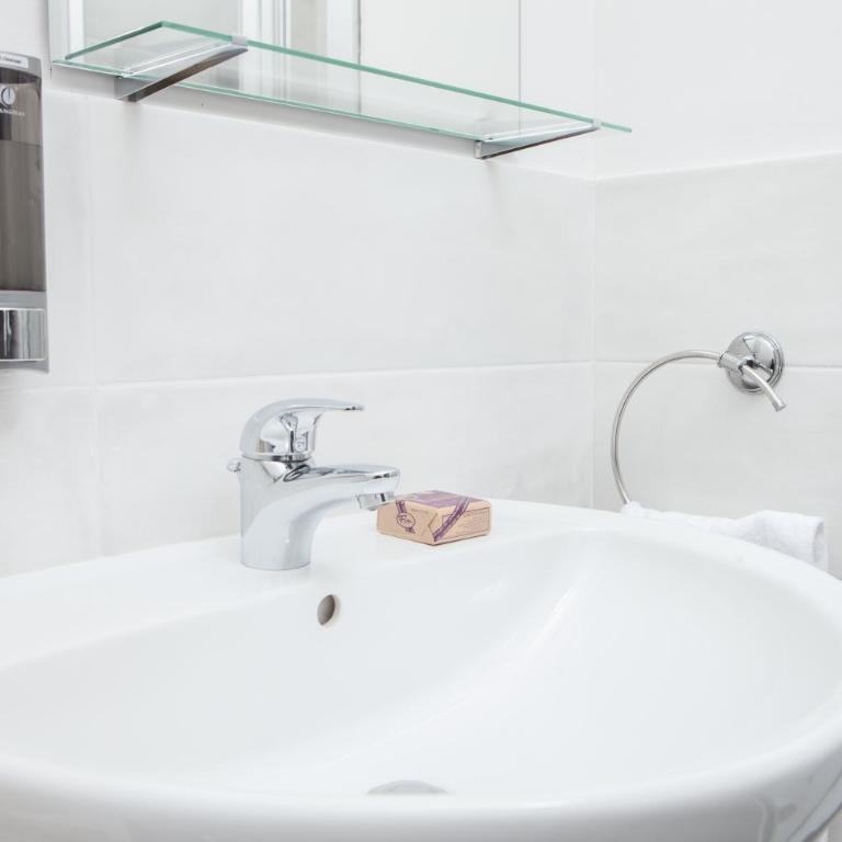 Le Tre Lune Suites - Double Room - 6
