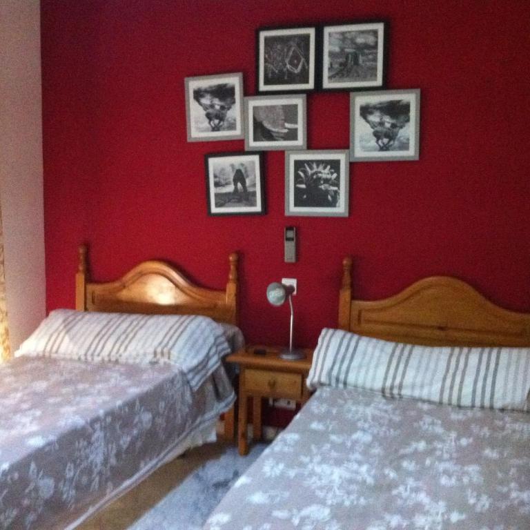 Hostal Neptuno - Double or Twin Room - 2