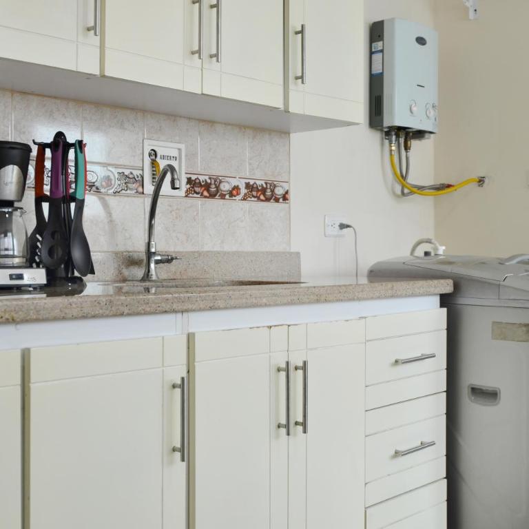 Apartamentos Laureles de la 70 - Two-Bedroom Apartment - 19