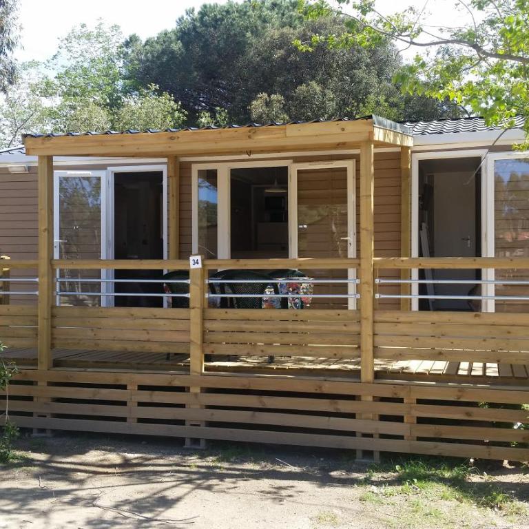 Camping La Pinède - Mobile Home Scandola - 1