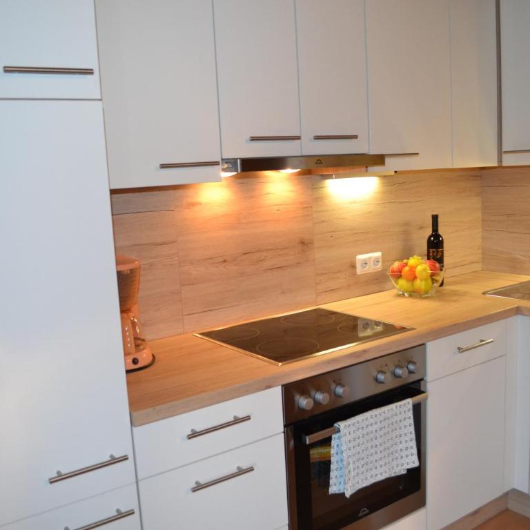 Gästehaus Lindermuth - Apartment mit 2 Schlafzimmern und Balkon - 1