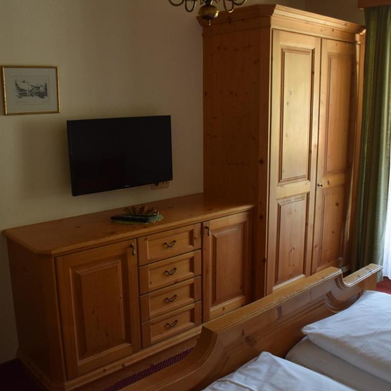 Dorf Café - Suite mit Balkon - 2