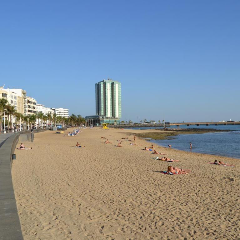Flower Beach Deluxe - Apartamento con vistas a la piscina - 31
