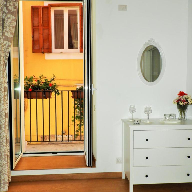 Arco Della Neve Guest House - Double or Twin Room - 7