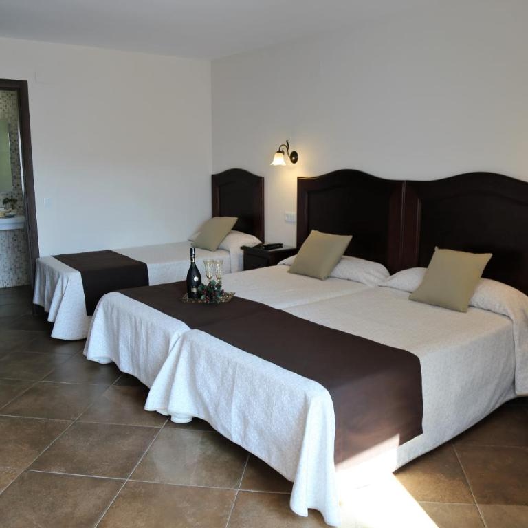 Arcos de Montemar - Habitación Doble con cama supletoria y terraza - 3