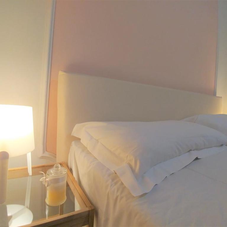 Dreaming Navona Rooms - Camera Matrimoniale con Bagno Privato - 3