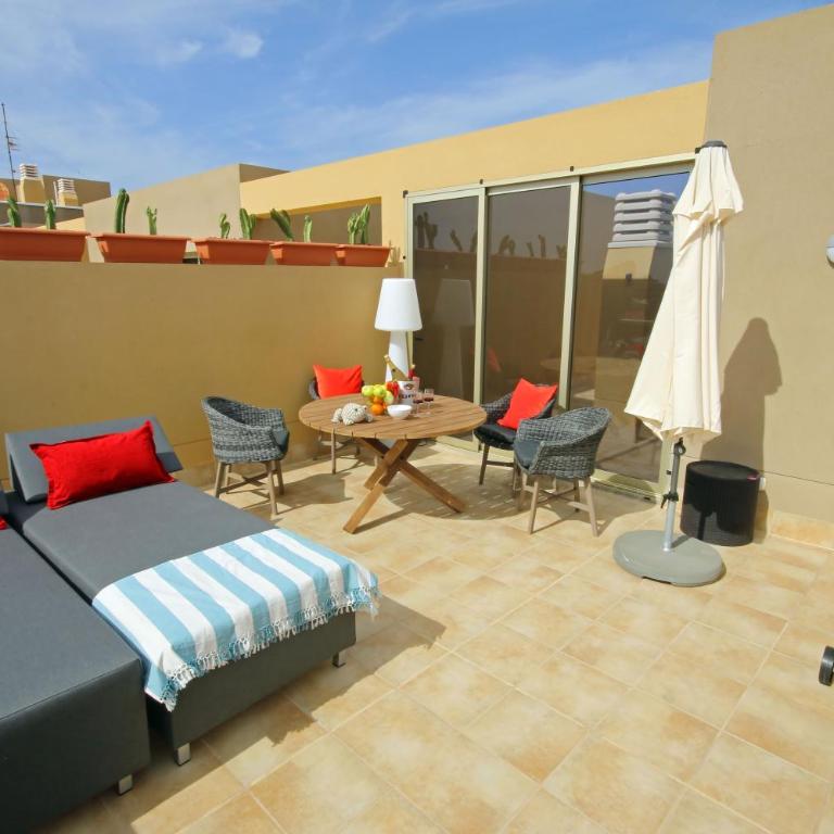 LA PERLA by RENTMEDANO superb luxury duplex, private roof terrace, ocean view, pool, WiFi and parking - Apartamento con vistas al mar - 18