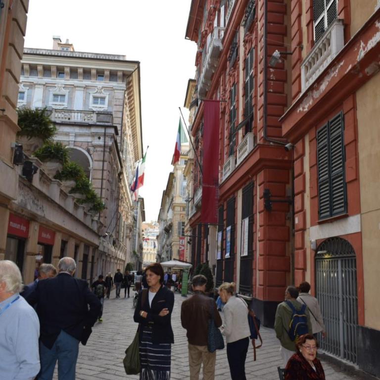 Old Port Apartment 4 beds - Appartamento con 1 Camera da Letto - 54