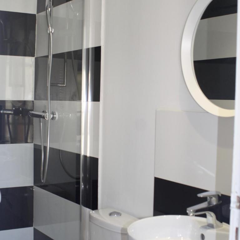 La Maison de la Plage - Chambre Double - Vue Partielle sur Mer. - 3