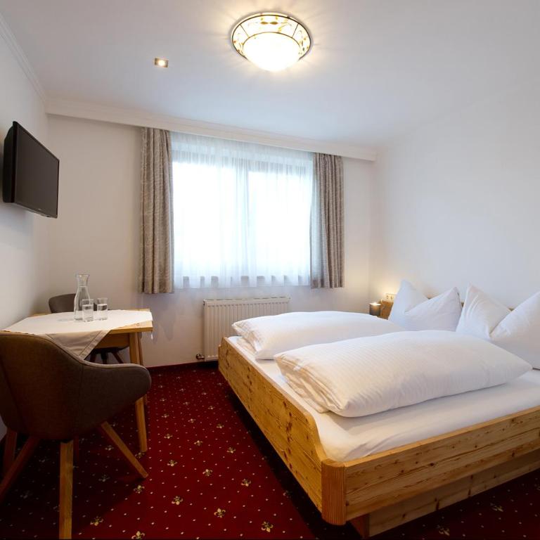 Pension Edelweiß - Apartment mit 3 Schlafzimmern - 4