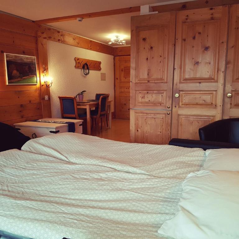 Appartement - Bristol Hôtel - Apartment mit Balkon - 6