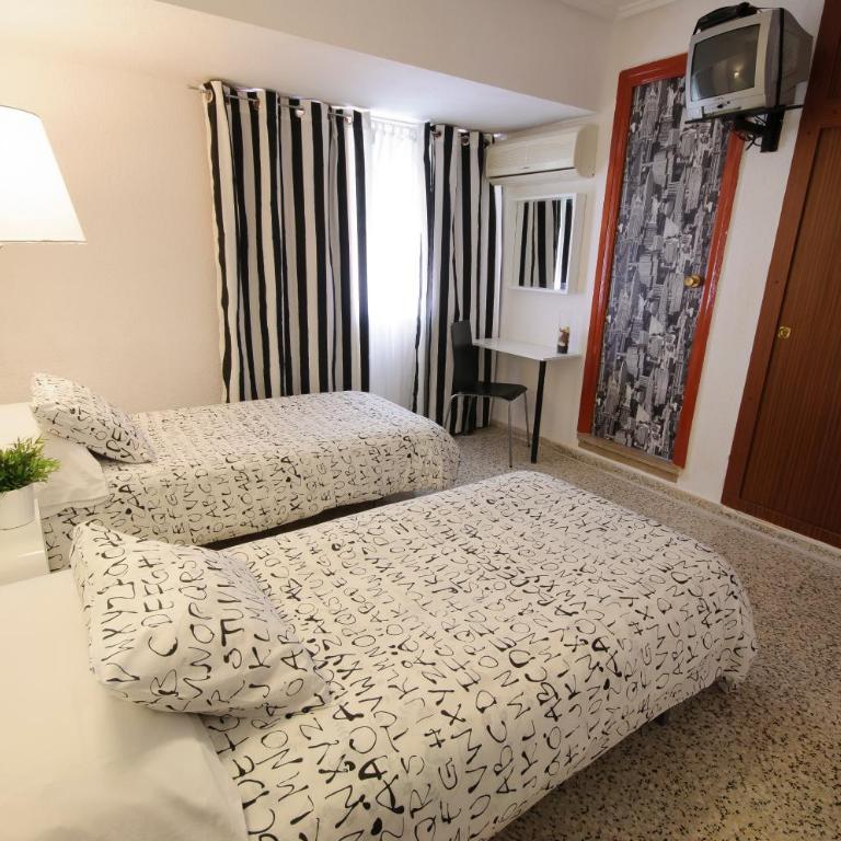 Hostal On Dormire Valencia - Double or Twin Room - 5