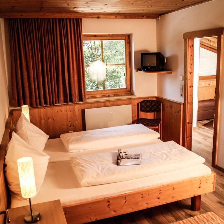 PEOPLE'S Hotel - Apartment - 10