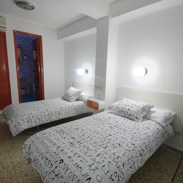 Hostal On Dormire Valencia - Double or Twin Room - 9