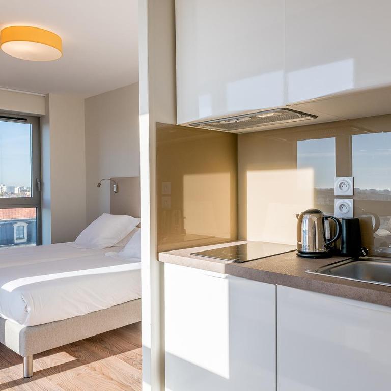 All Suites Appart Hôtel - Bordeaux Centre Gare - Studio Supérieur avec Lits Simples - 4