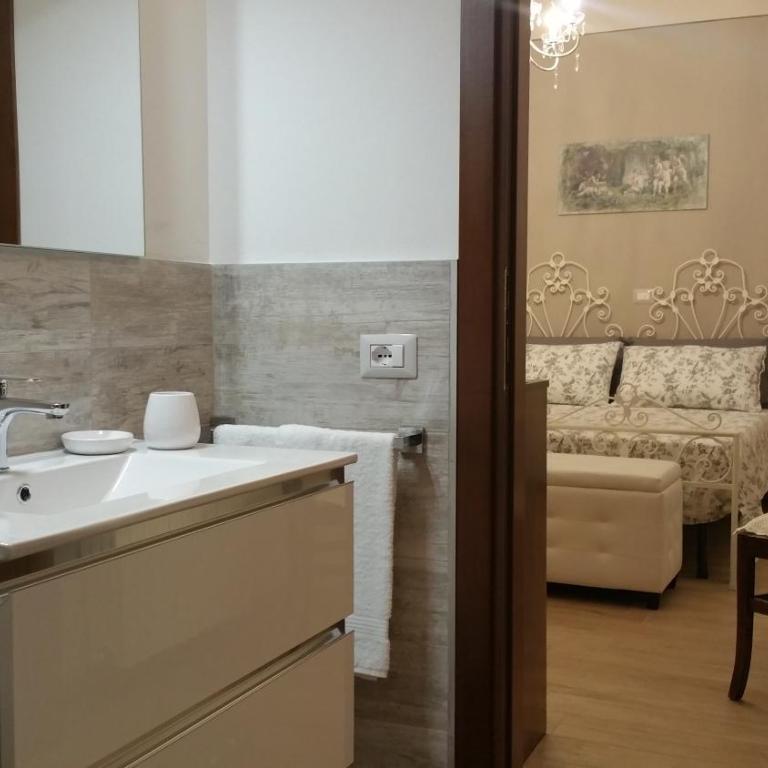 La Casatella Agriturismo - Camera Matrimoniale con Bagno Privato - 8