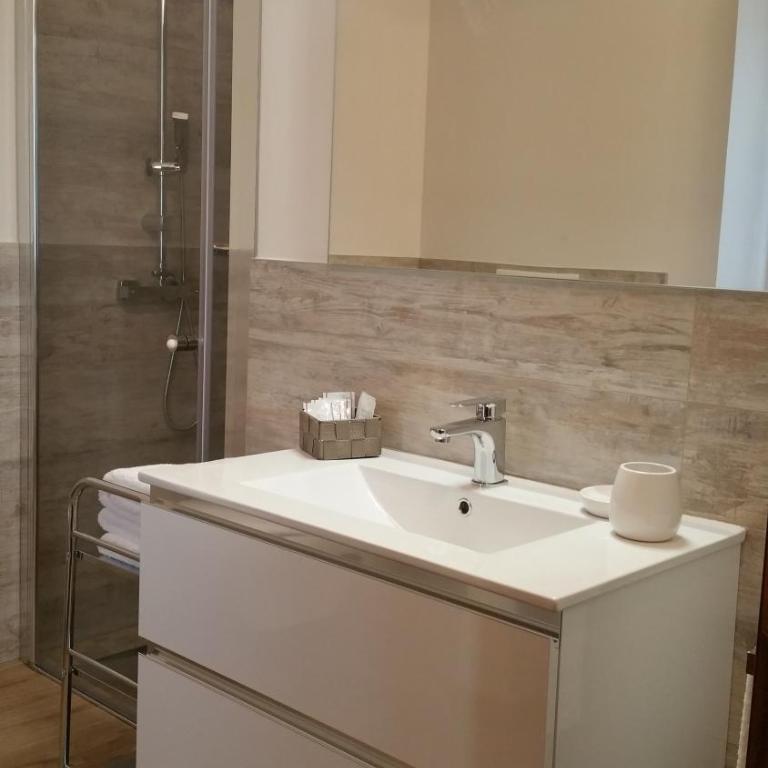 La Casatella Agriturismo - Camera Matrimoniale con Bagno Privato - 6