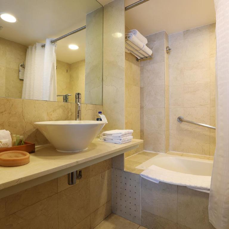 Emporio Reforma - Habitación Doble con 2 camas dobles - 8