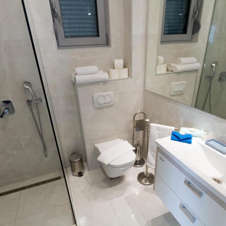 Villa Blue Panorama - Vila sa Sopstvenim Bazenom - 13