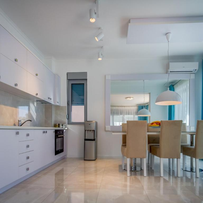 Villa Blue Panorama - Vila sa Sopstvenim Bazenom - 28