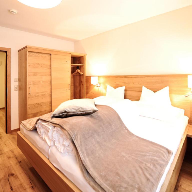 Hotel Dorfstadl - Deluxe Apartment mit 2 Schlafzimmern - 5