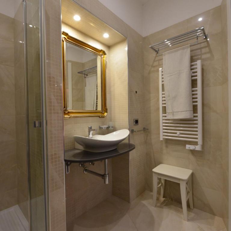 Fabio dei Velapazza Guesthouse - Chambre Double ou Lits Jumeaux Deluxe avec Balcon - 12