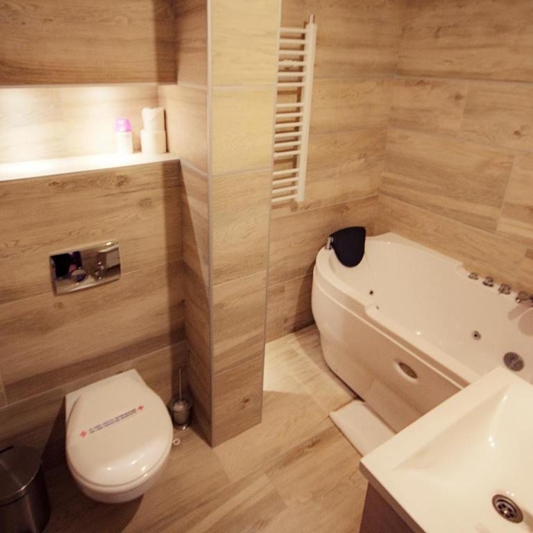 Hotel Junior - Superior Two-Bedroom Suite - 3