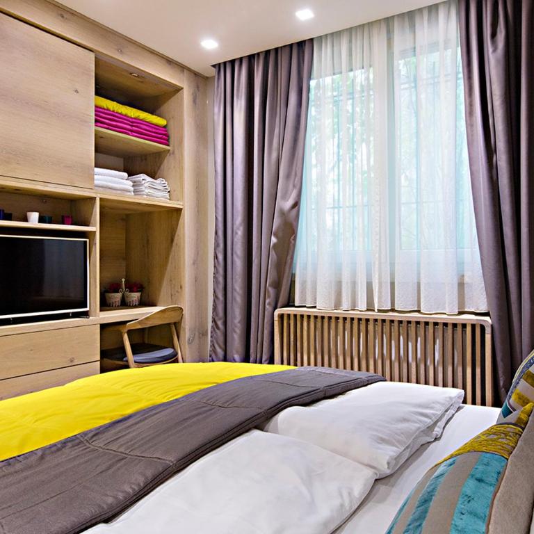 City Center Apartment Sarajevo Accross BBI Shopping Mall - Deluks Apartman - 17
