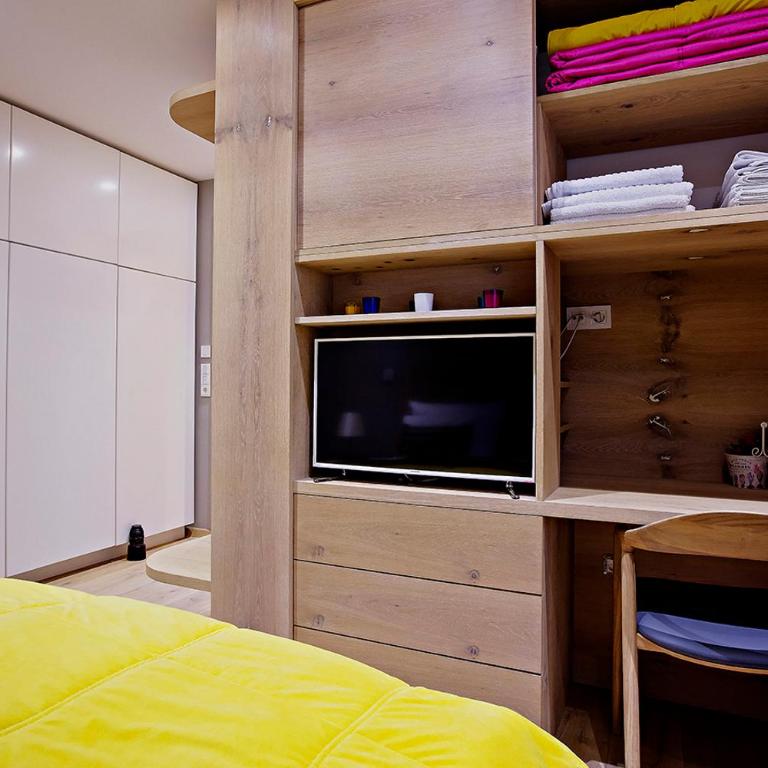 City Center Apartment Sarajevo Accross BBI Shopping Mall - Deluks Apartman - 16