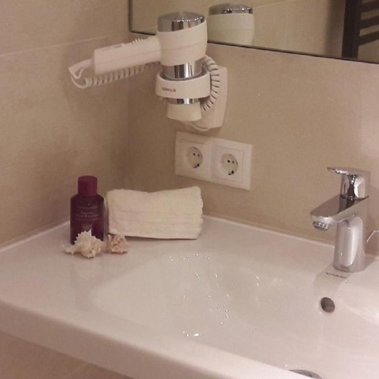 Gästehaus Pfister Maria - Apartment mit 1 Schlafzimmer plus außen liegendem Schlafzimmer - 8