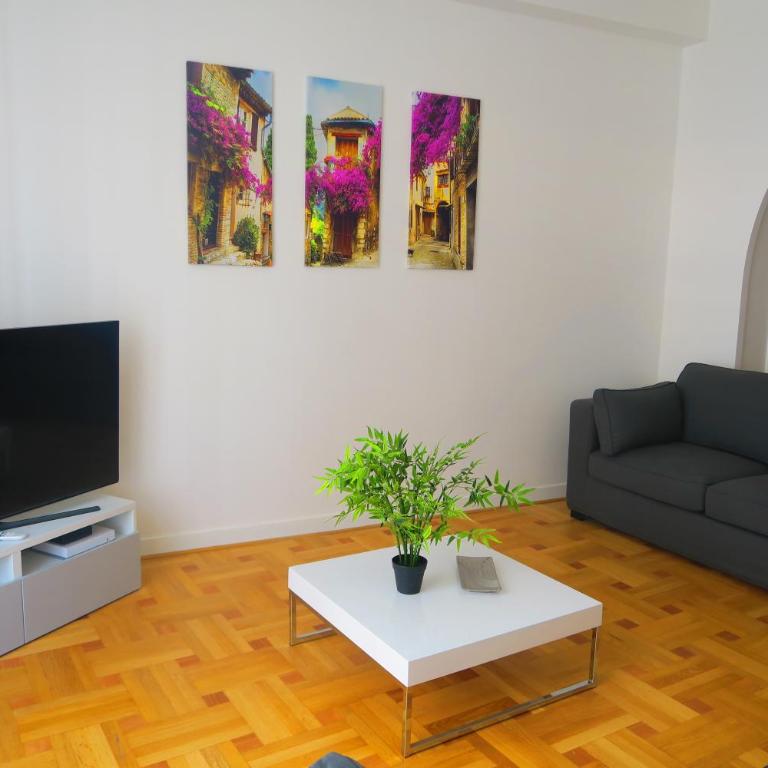 Carré d’Or Appt 4 Pièces moderne et spacieux - Appartement Supérieur - 1