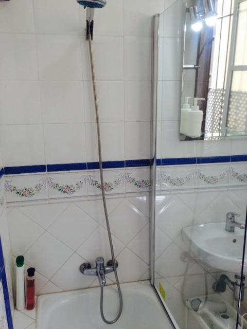 Alcaiceria - Two-Bedroom Apartment - 12