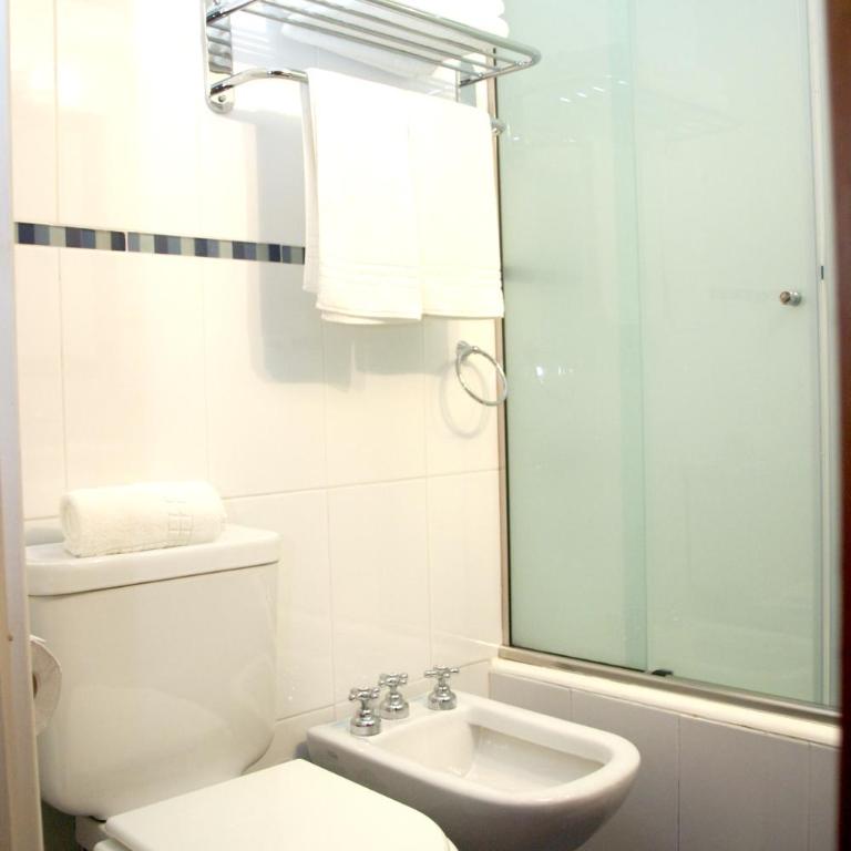 Hotel 15 de Mayo - Habitación Doble - 1