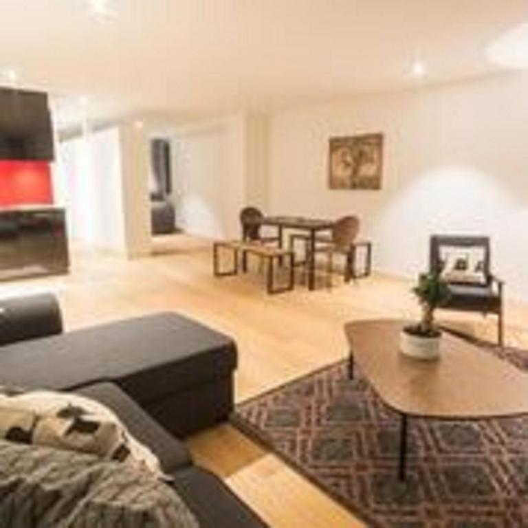 KoBi Apartments Hirschenplatz - Apartment mit 1 Schlafzimmer mit Stadtblick - 2