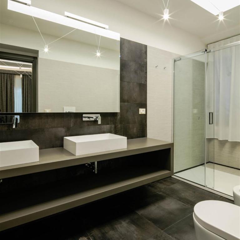 Via Veneto Luxury Suites - Camera Deluxe - 15
